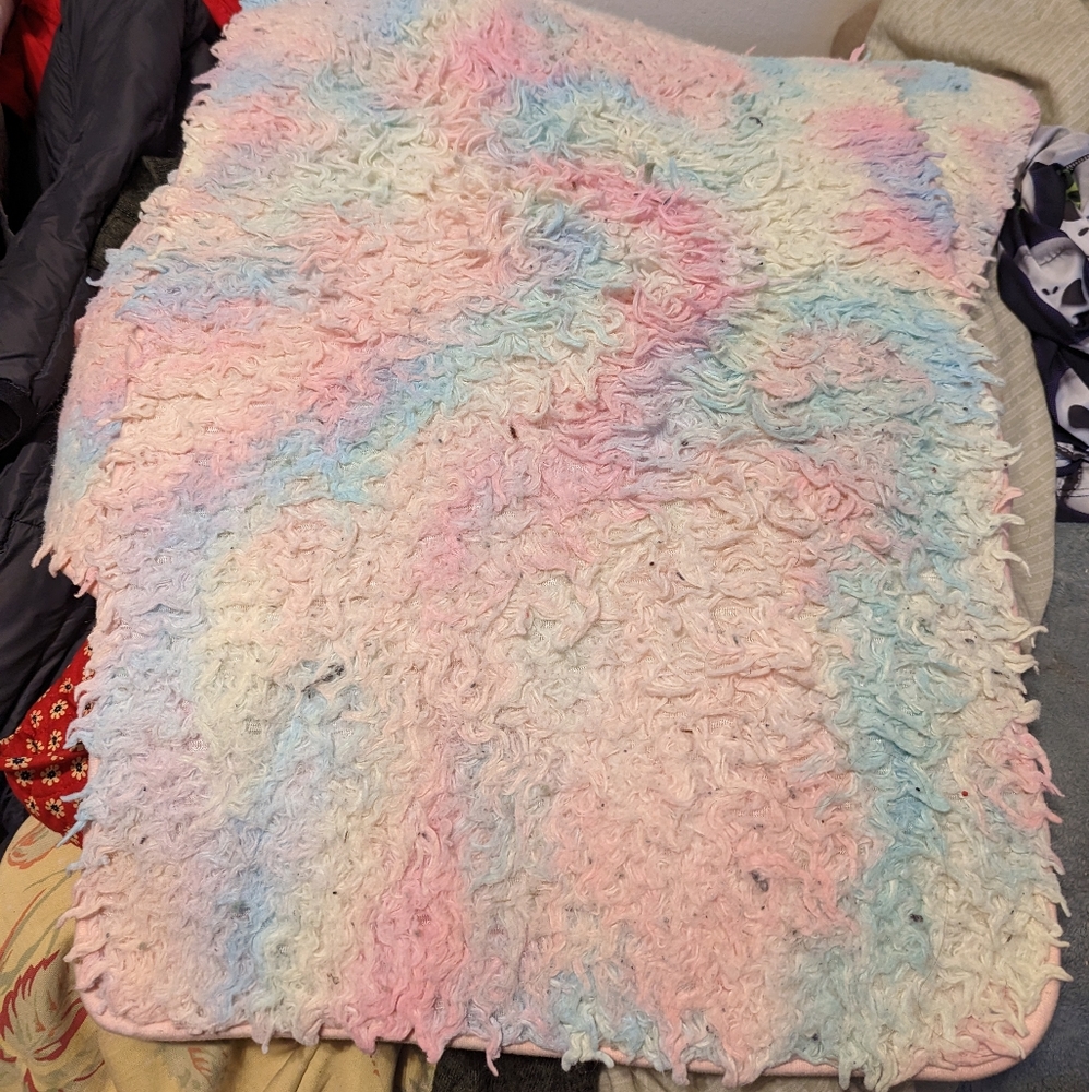 I'm selling 2 rug's